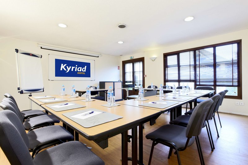 kyriad angers pont de ce