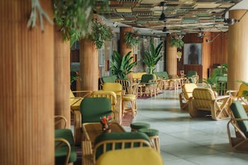 potato head suites and studios chse certified