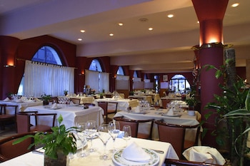 hotel roc blanc and spa