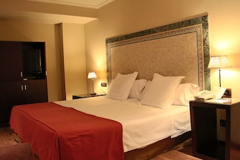 hotel roc blanc and spa