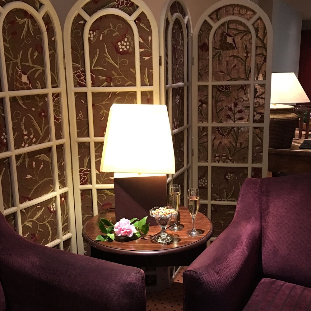 hotel roc blanc and spa