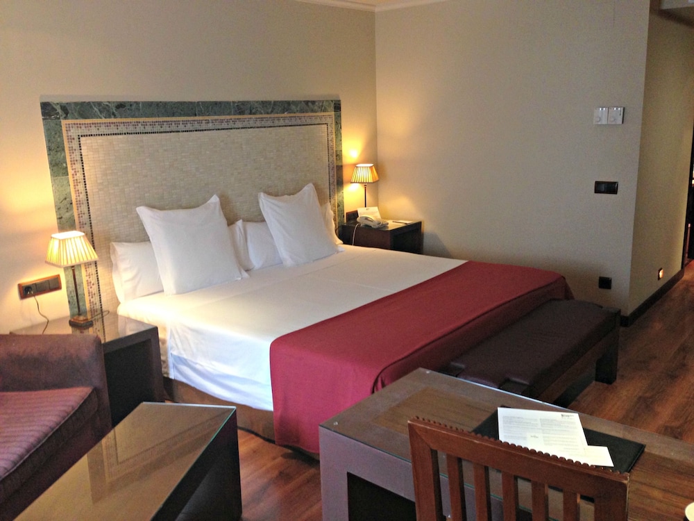 hotel roc blanc and spa