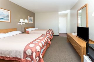 super 8 by wyndham colorado springs peterson space force