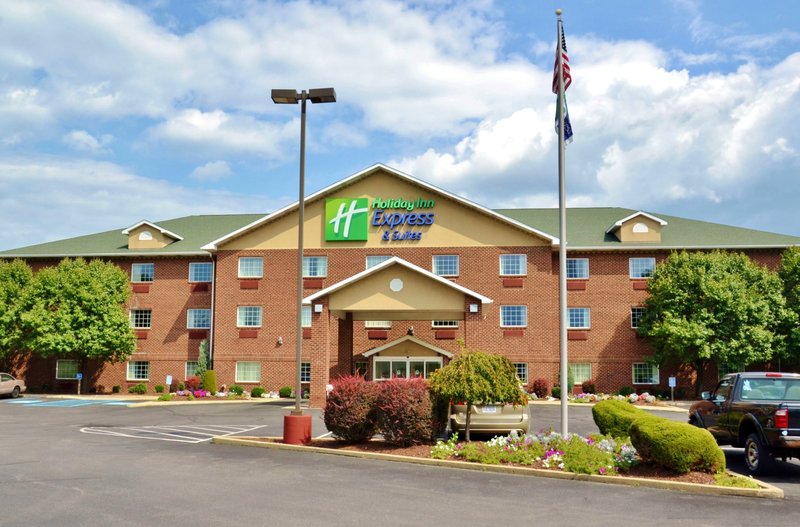 Holiday Inn Express & Suites Center Township, An Ihg Hotel