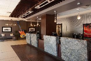 Doubletree By Hilton Hotel Cleveland Downtown - Lakeside,Cleveland>>Burke Lakefront Airport,4 star