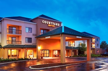 courtyard by marriott cleveland airport north