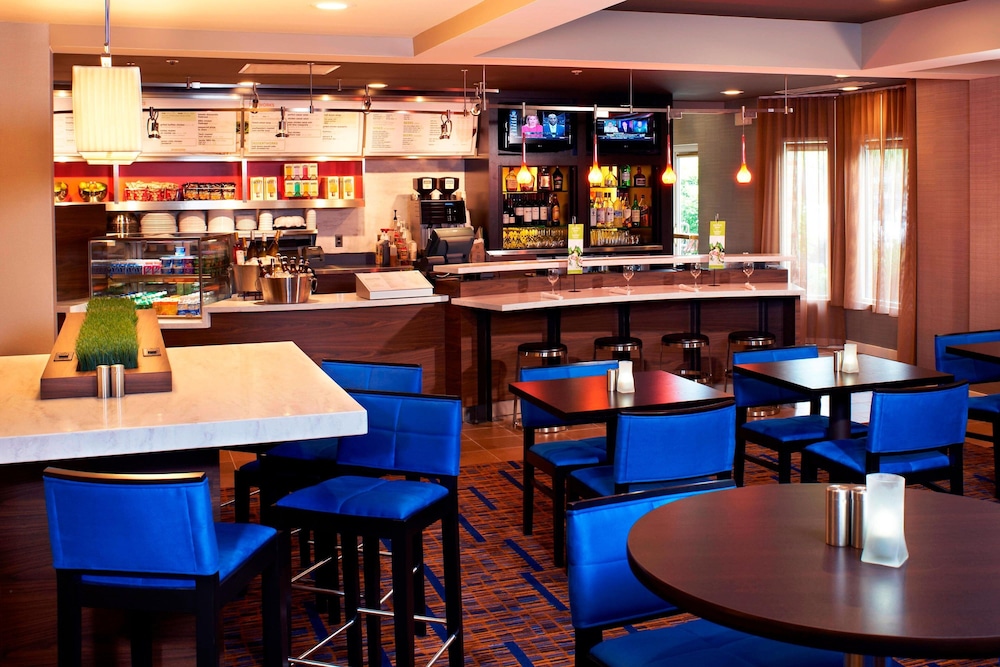 courtyard by marriott cleveland airport north