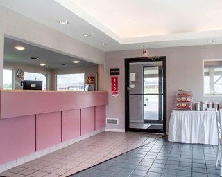 econo lodge south
