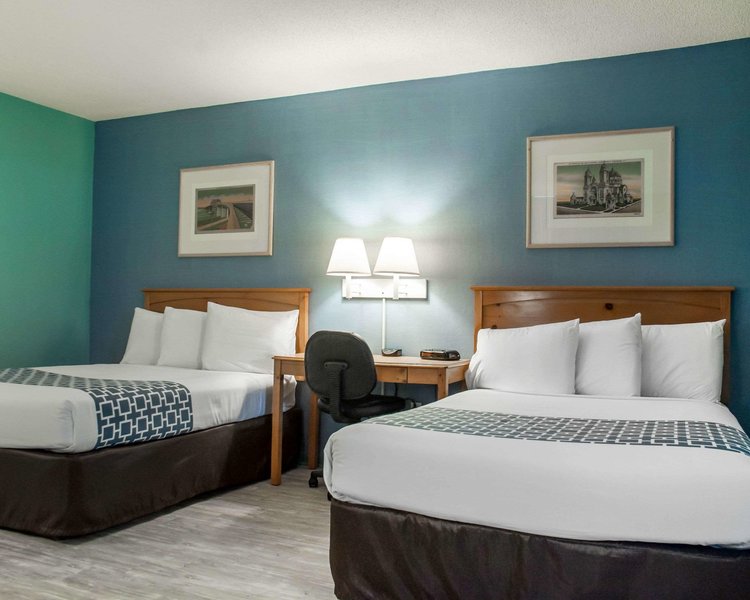 econo lodge south