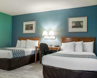 econo lodge south