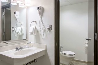 oasis hotel and conv center ascend hotel collection