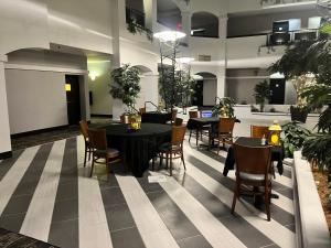 holiday inn hotel and suites springfield i 44 by ihg