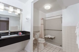 days inn by wyndham wilmington brandywine