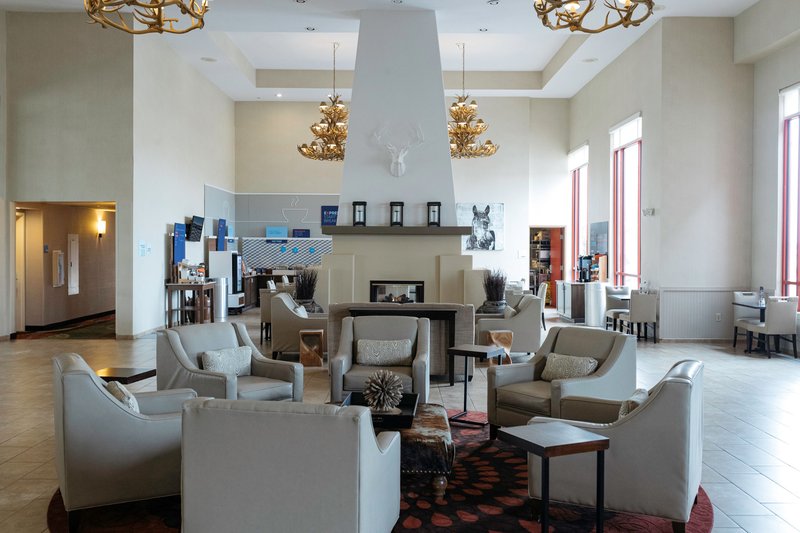 holiday inn express hotel and suites olathe north by ihg