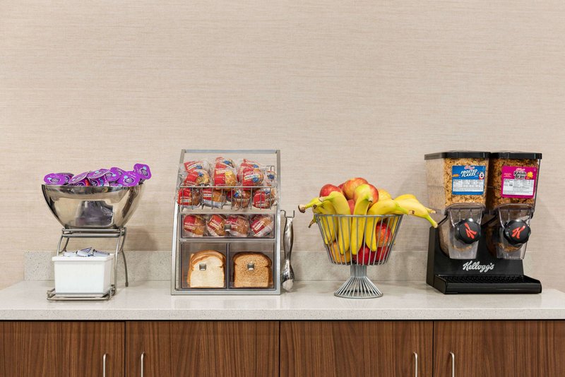 super 8 by wyndham liverpool syracuse north airport