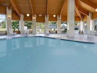 Baymont By Wyndham Dowagiac,Benton Harbor>>Baroda,2 star