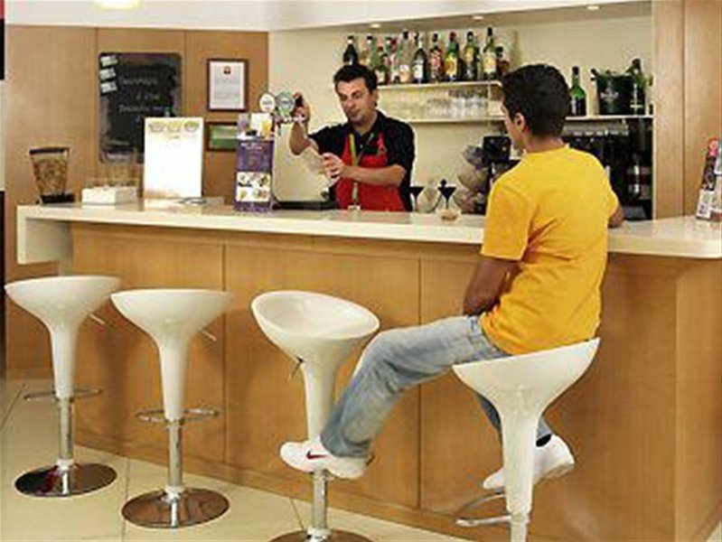 ibis setubal