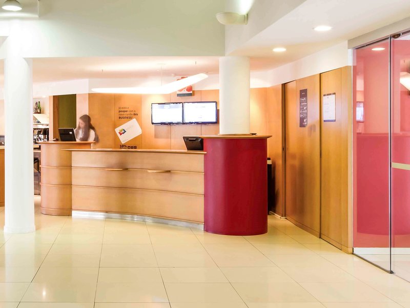 ibis setubal
