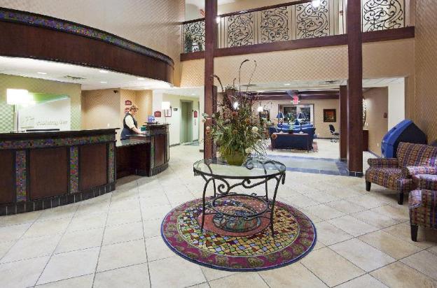 holiday inn and conference center marshfield by ihg