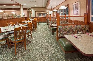 holiday inn and conference center marshfield by ihg