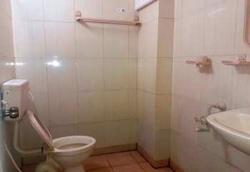 Hotel Sapthagiri Nest,Tatabad,3 star