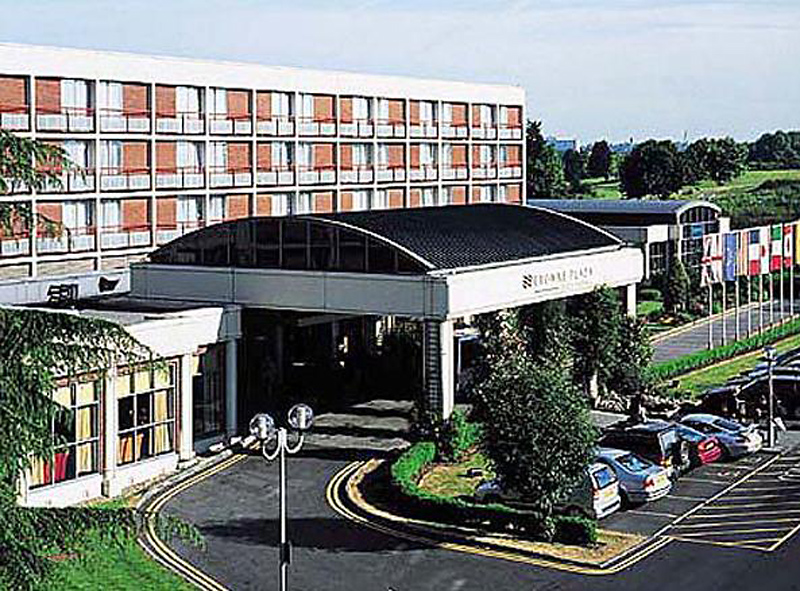 crowne plaza london heathrow