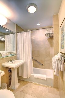 sea view hotel bal harbour on the ocean