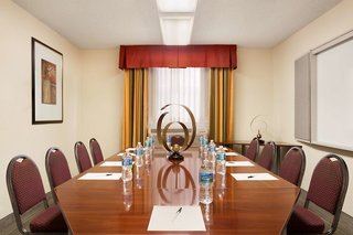 the palms inn and suites