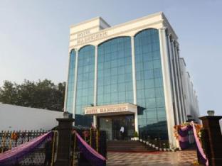 Hotel Madhushrie,,3 star