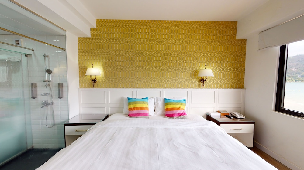 silvermine beach resort