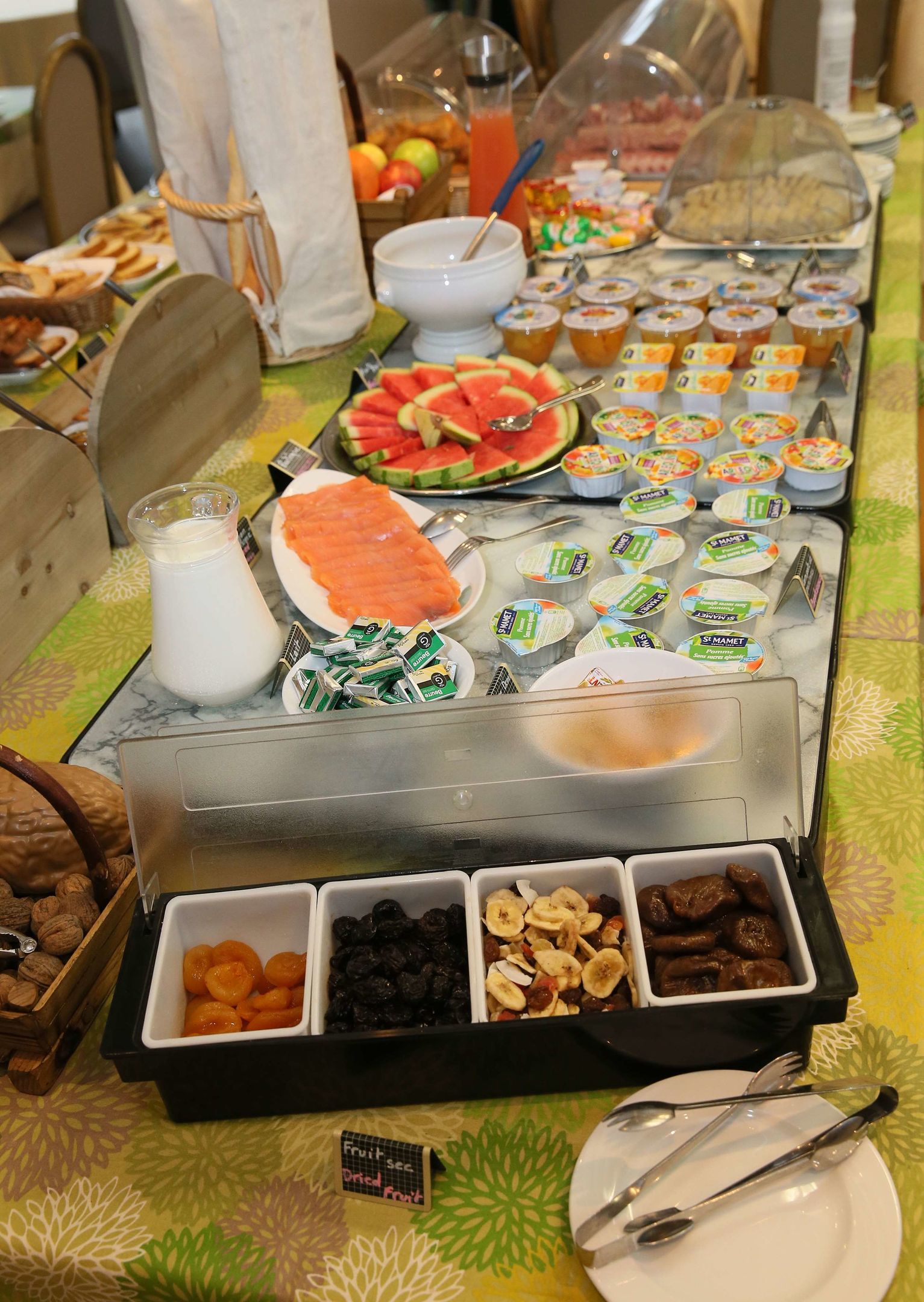 pomo hotel and restaurant