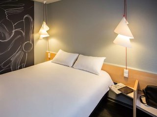 Ibis Montelimar Nord,On A River,3 star