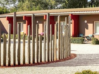 Ibis Montelimar Nord,On A River,3 star