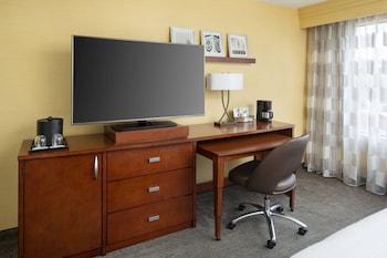 courtyard san francisco fishermans wharf