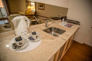 Howard Johnson By Wyndham Rosario,Santa Fe>>Rosario,4 star