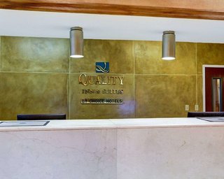 quality inn and suites airport