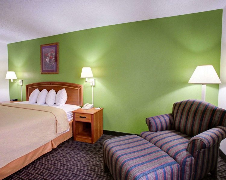 quality inn and suites airport