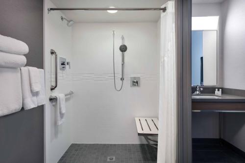 courtyard by marriott austin south