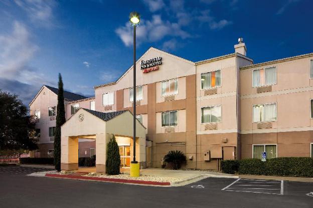 fairfield inn and suites by marriott austin south