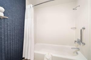 fairfield inn and suites by marriott austin south