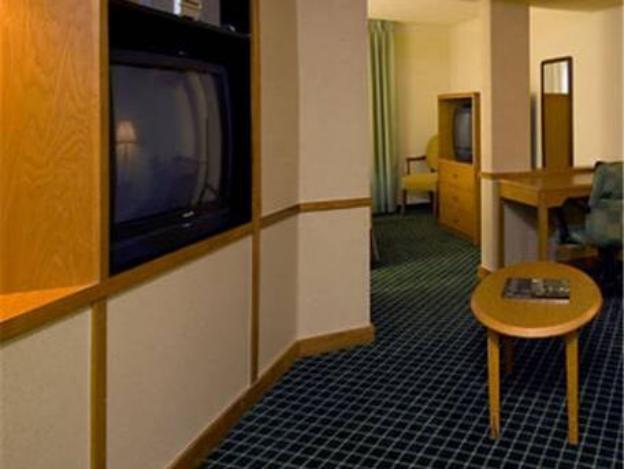 fairfield inn and suites by marriott austin south