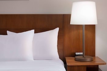 fairfield inn and suites by marriott austin south