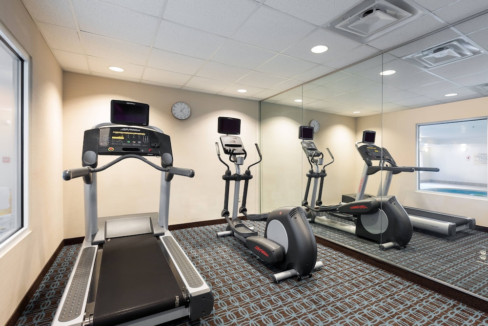 fairfield inn and suites by marriott austin south