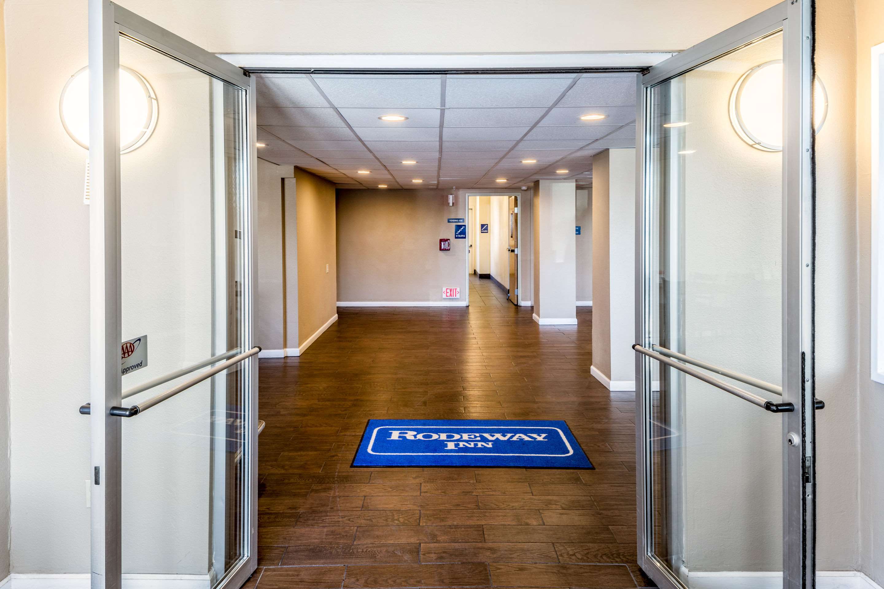 quality inn and suites near nas fallon