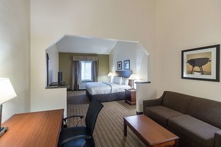 Quality Inn & Suites West Chase,Westchase>>Downtown Houston,3 star