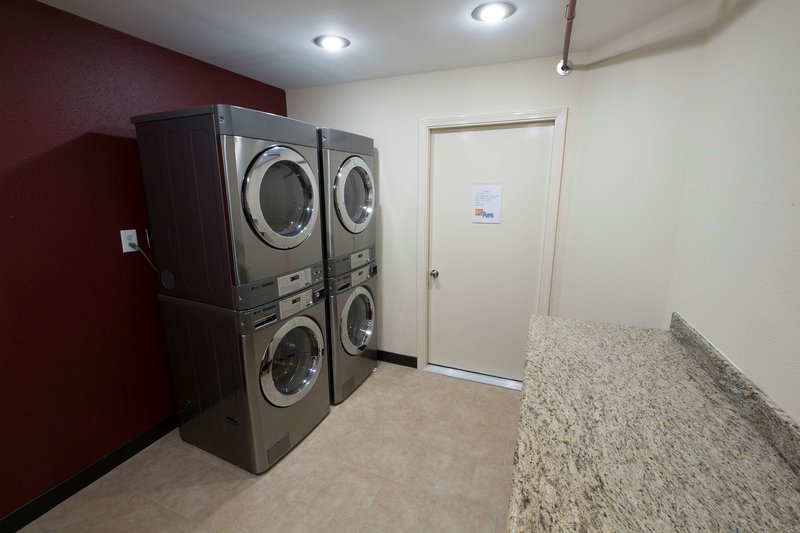 red roof inn plus houston energy corridor