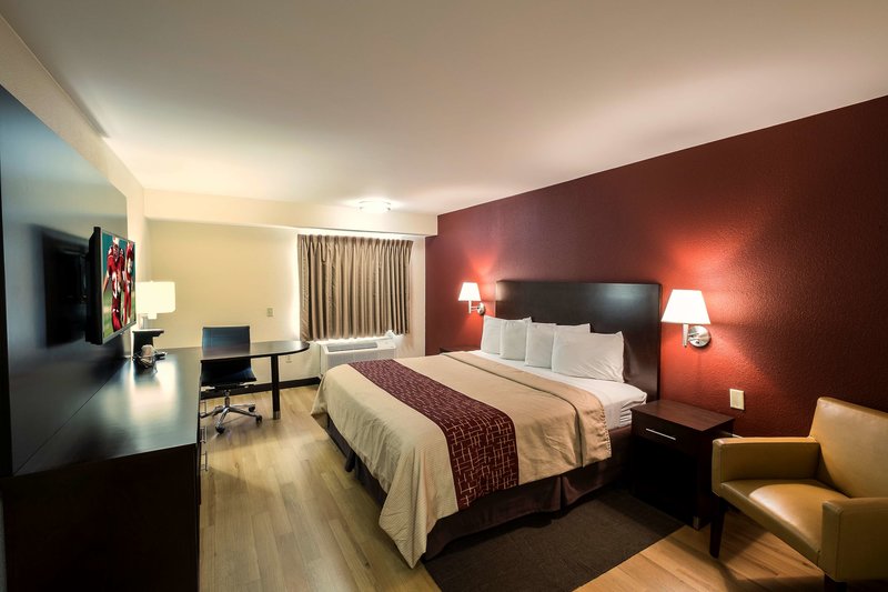 red roof inn plus houston energy corridor