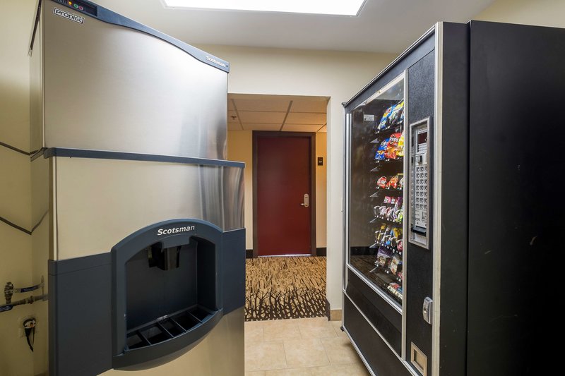 red roof inn plus houston energy corridor