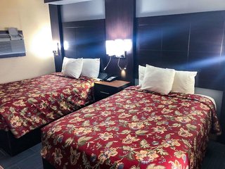 Rodeway Inn & Suites Houston Near Medical Center,South Houston>>Downtown Houston,2 star