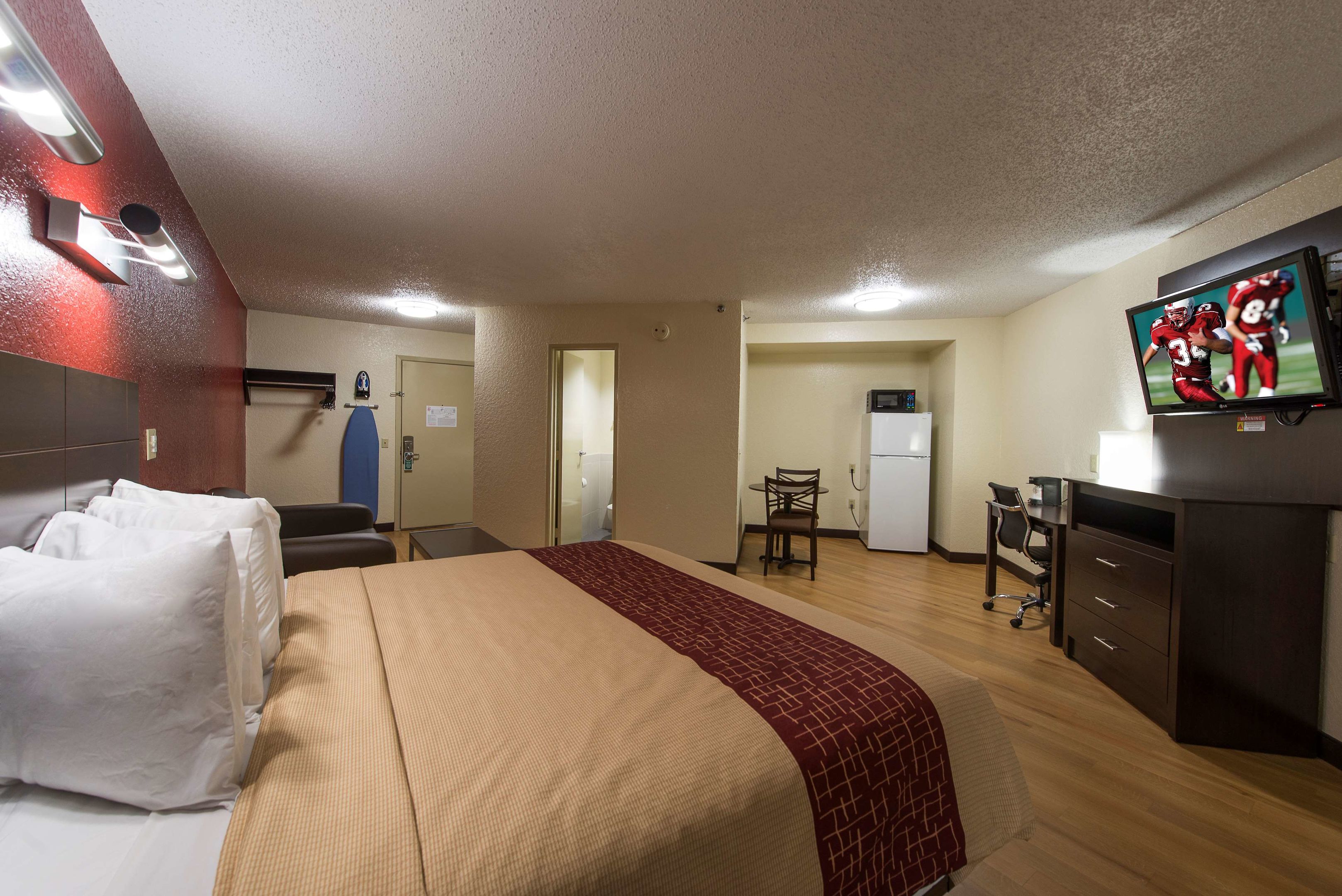 red roof inn houston brookhollow